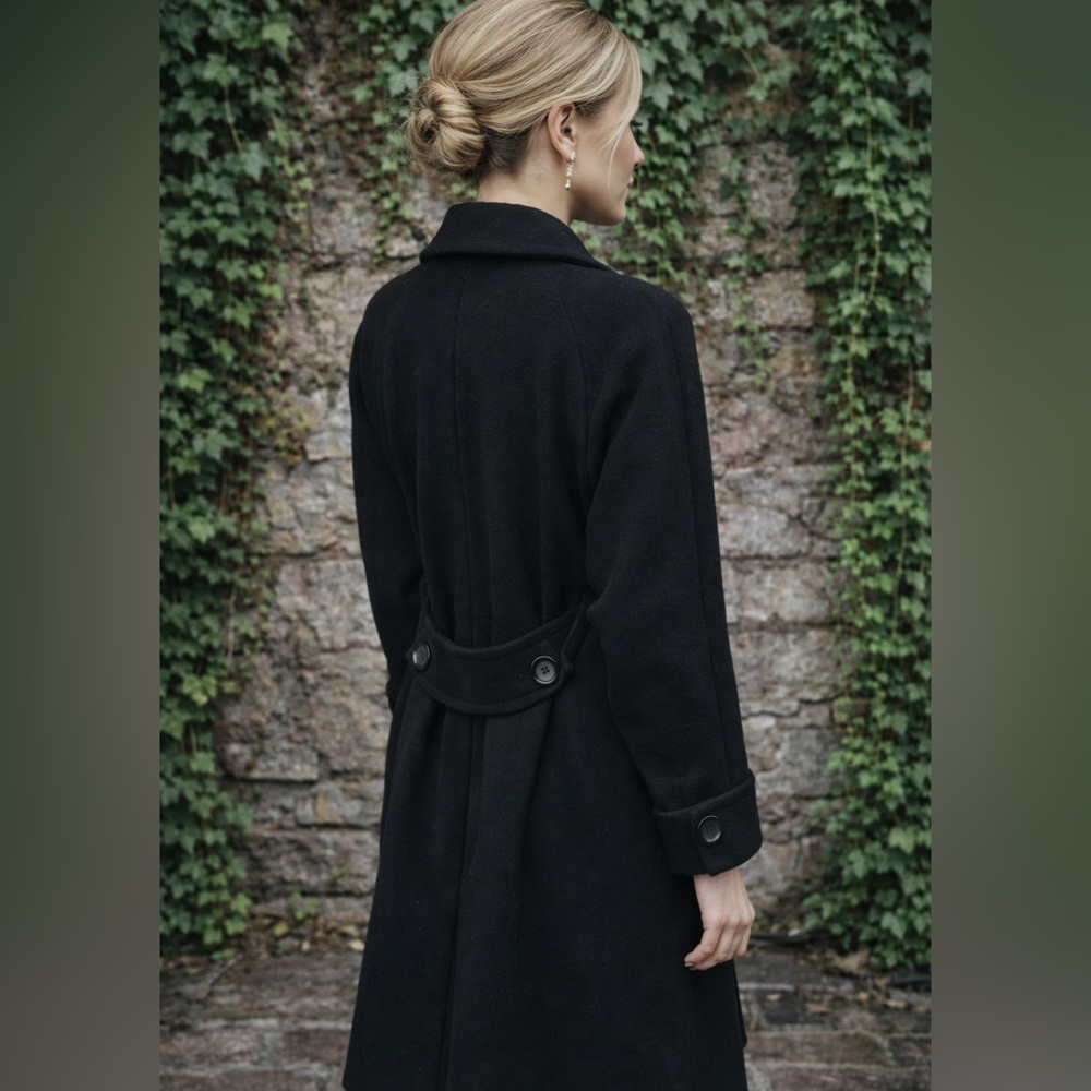 VINTAGE BADGLEY MISCHKA FOR NEIMAN MARCUS Black Wool Pea Coat, 12